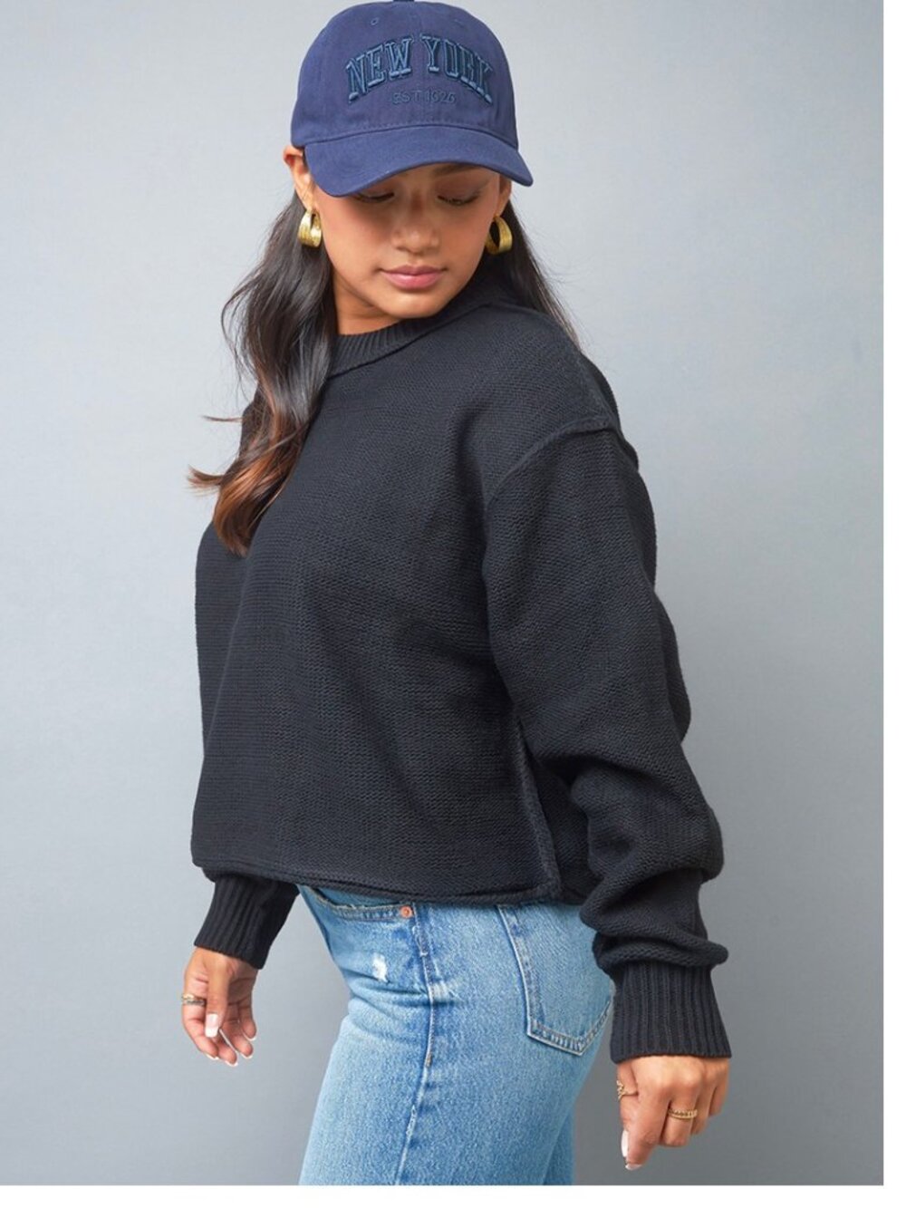 Black Crew Neck Semi Crop Knit Sweater - Picture 2 of 5